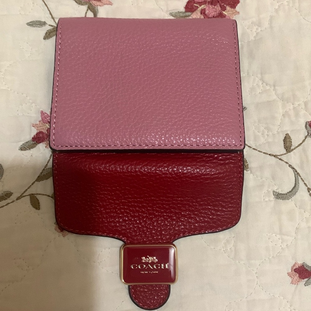 Coach Pepper Wallet - Picture 5 of 5